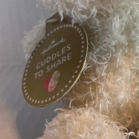 Vintage Hallmark Cuddles to Share White Fluffy Plush Bear 8" Valentine's Bear - Picture 4 of 7